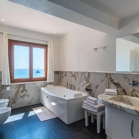 Villa Praesidium Pied Dans L'eau, On The