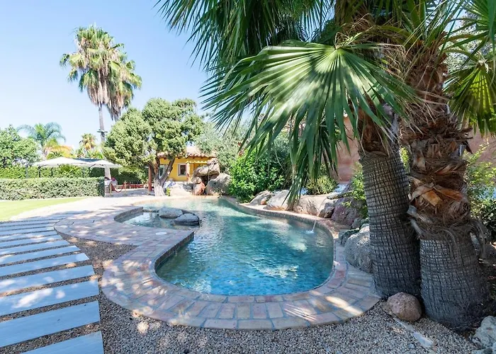 Praesidium Pied Dans L'eau, On The Villa *
